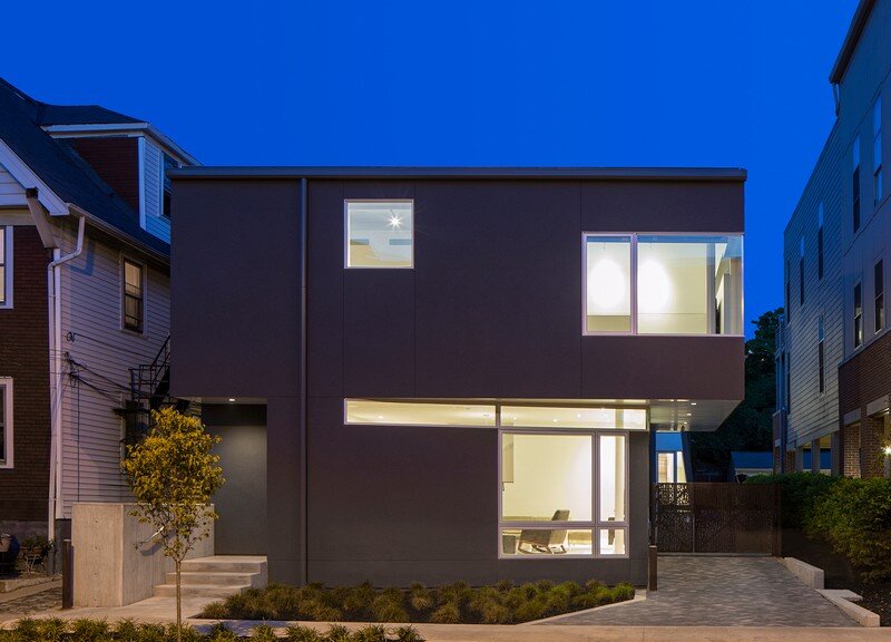 Street Façade — littleBIG House