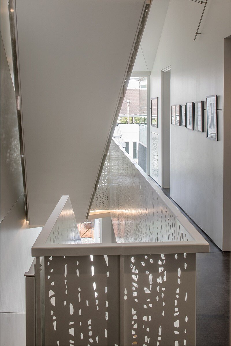 Gallery Bridge — littleBIG House