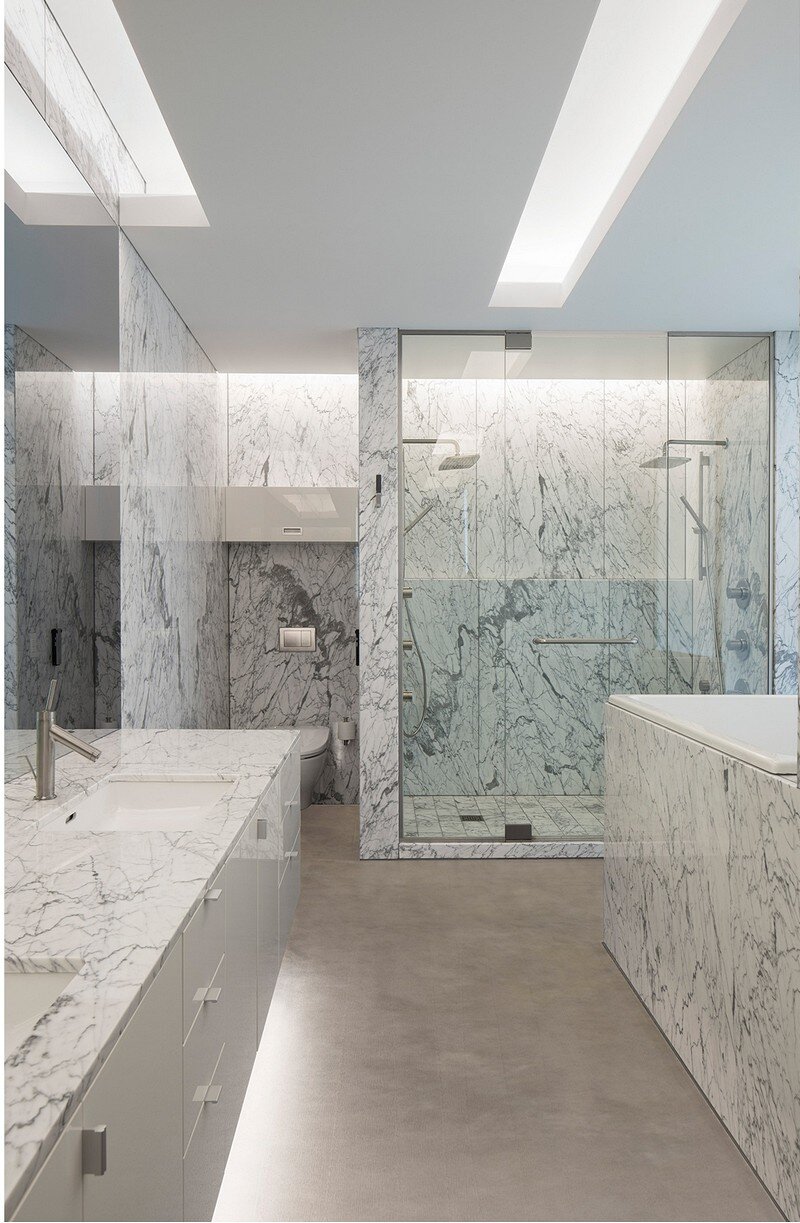 Owner's Bath — littleBIG House